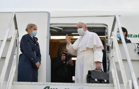 Папа Римський вперше прибув до Іраку
