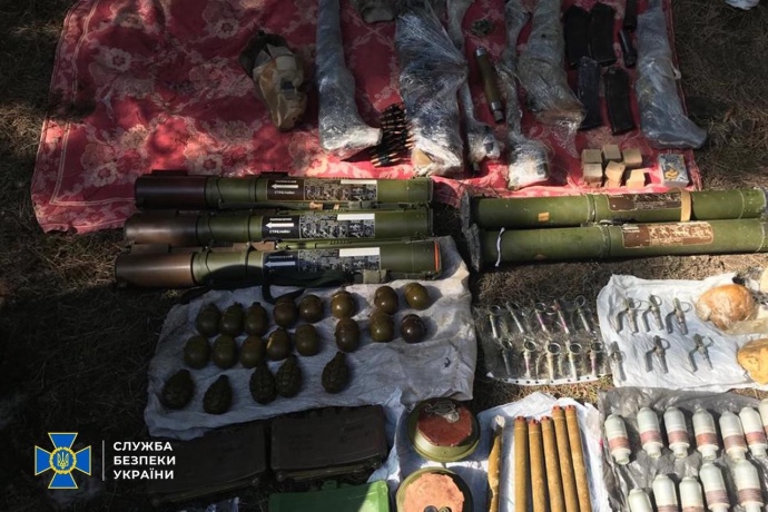 СБУ заявила про викриття воєнізованого збройного формування, організаторами називає Семенченка та Шевченка
