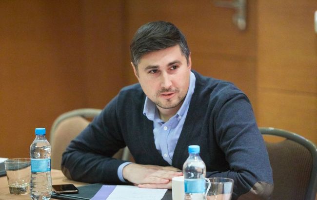 Апеляційний суд зобов'язав поновити на посаді колишнього заступника Нефьодова