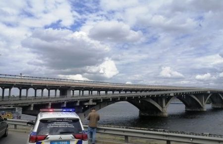 Ветерана АТО, который угрожал взорвать мост Метро в Киеве, отправили на принудительное лечение