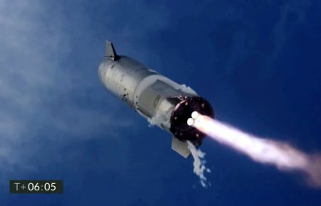 Прототип корабля Starship компанії SpaceX вибухнув через кілька хвилин після першої успішної посадки