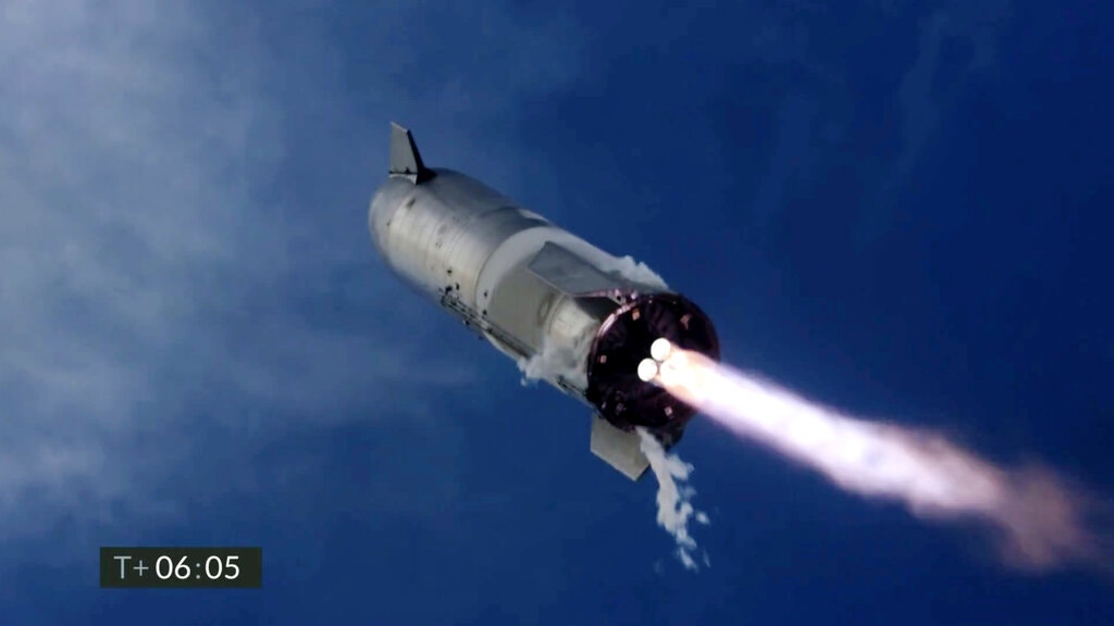 Прототип корабля Starship компанії SpaceX вибухнув через кілька хвилин після першої успішної посадки