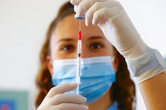 Від коронавірусу у Києві вже вакцинували 50 тисяч мешканців