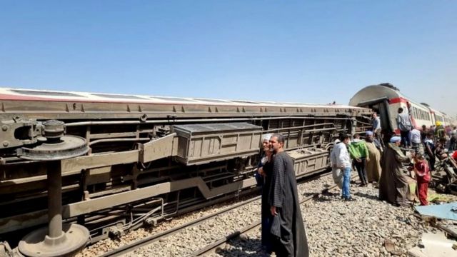 У Єгипті близько 100 людей постраждали у катастрофі потяга