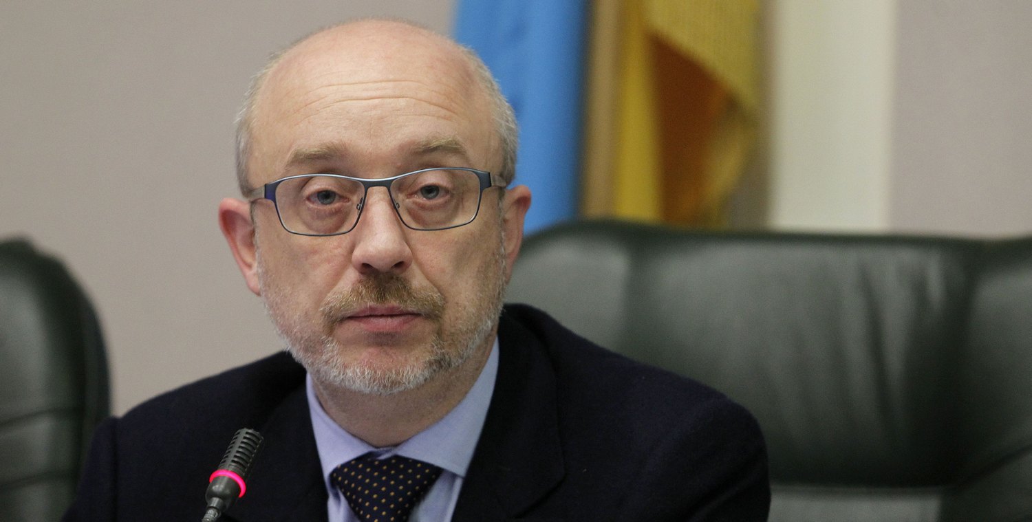 «Доведеться шукати іншу країну» — Резніков заявив, що українська делегація у ТКГ більше не відвідуватиме Мінськ для перемовин