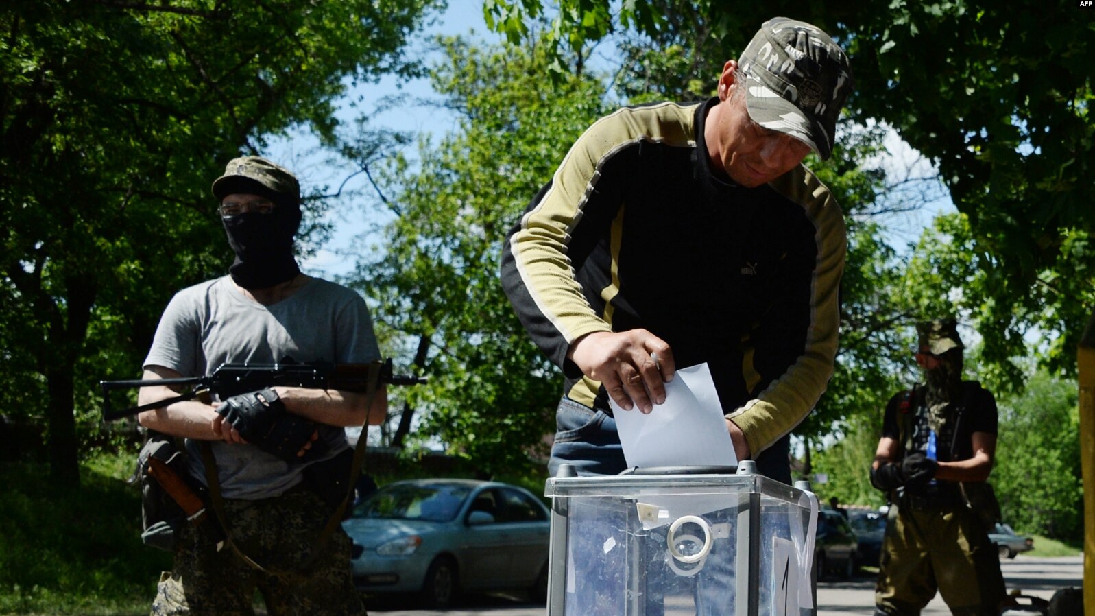 За 2021 рік СБУ повідомила про підозру 65 організаторам фейкового «референдуму» на Донбасі
