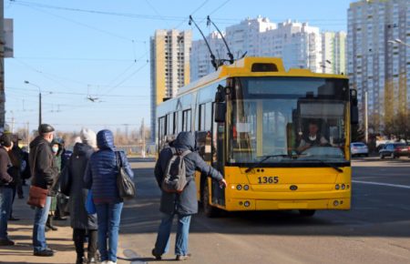 У Києві видали 437 тисяч спецперепусток для проїзду у громадському транспорті — КМДА