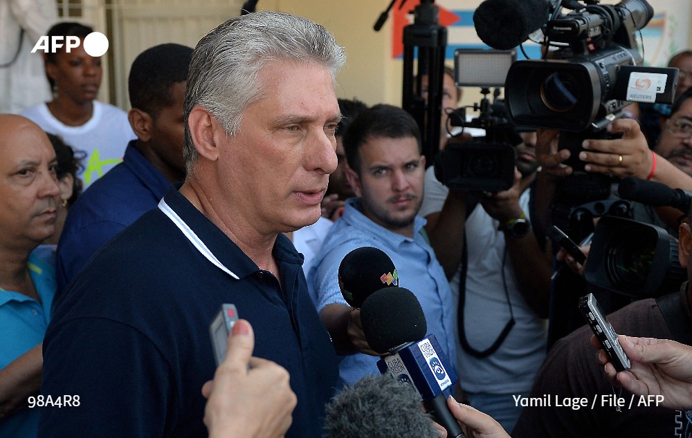 Новим головою Компартії Куби став президент Мігель Діас-Канель