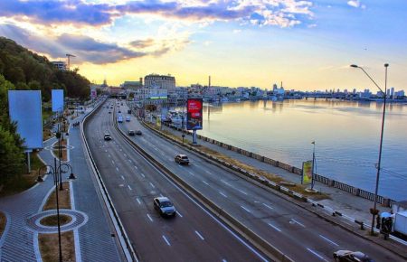Рух зі швидкістю до 80 км/год у Києві дозволять тільки на 7 вулицях — КМДА