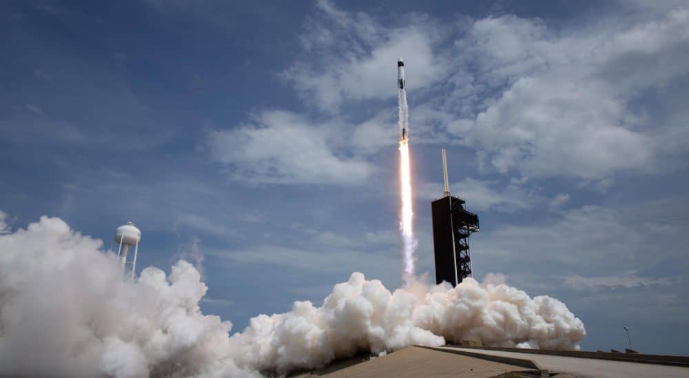 У 2023 році компанія SpaceX доставить на Місяць новий всюдихід NASA