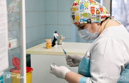 За добу в Україні від коронавірусу вакцинували 19 858 людей — найбільше на Дніпропетровщині