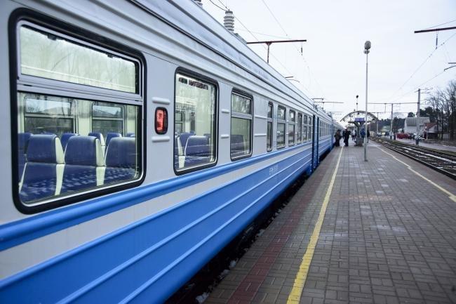 Військових, які влаштували стрілянину в поїзді на Харківщині, звільнили — Держспецзв’язок