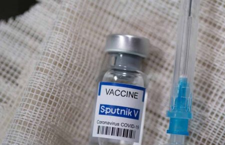 Бразилія відмовилася від російської вакцини «Sputnik V»