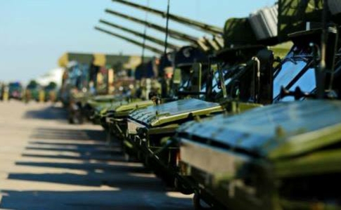 Зеленський ввів у дію рішення РНБО про збільшення видатків на оборону