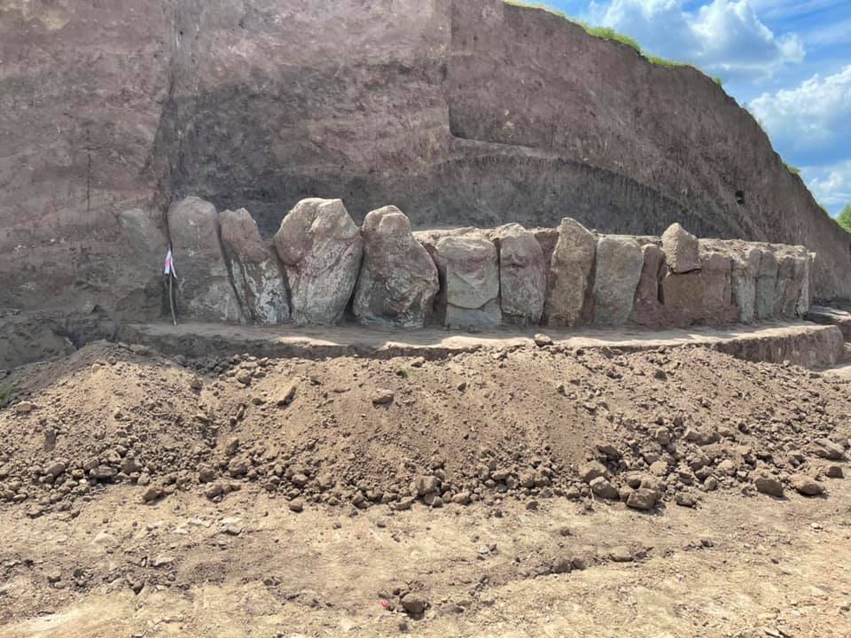 На Дніпропетровщині археологи виявили кам'яне коло, якому 5 тисяч років