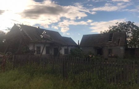 У Херсонській області в одному з сіл пройшов торнадо, пошкодивши кілька будинків