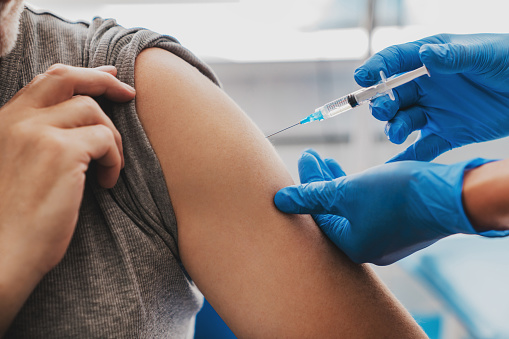 З 19 травня українці зможуть отримати другу дозу вакцини AstraZeneca