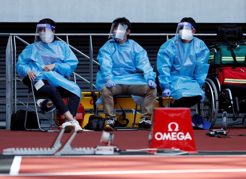 Новая волна COVID-19: города Японии отказываются принимать олимпийских спортсменов