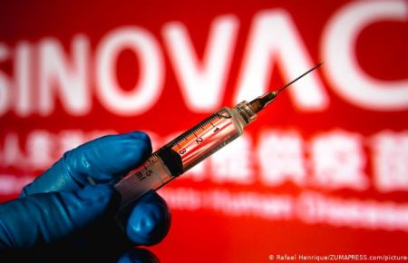 Регулятор ЕС начинает проверку китайской вакцины Sinovac от COVID-19
