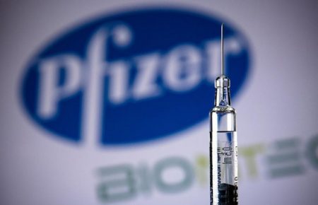 За півціни: Pfizer продаватиме вакцину країнам із середнім рівнем доходів на особливих умовах