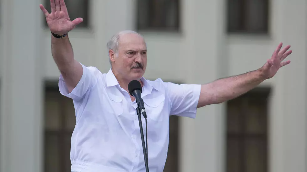 У Білорусі силовикам дозволили застосовувати зброю щодо протестувальників