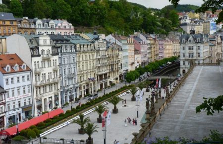 В Чехии после 5-месячного перерыва вновь открыли гостиницы для туристов