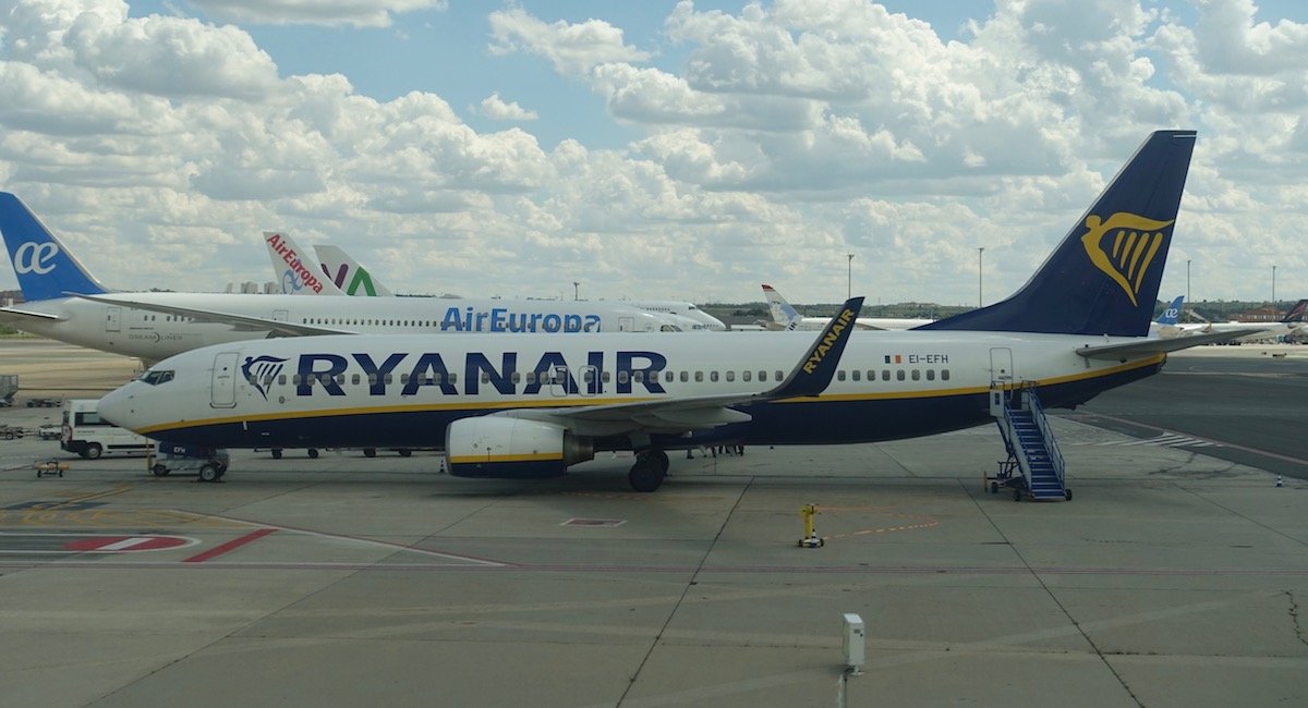 Диспетчери в Мінську повідомили екіпаж літака Ryanair про лист із загрозою вибуху за пів години до його отримання —  Der Spiegel
