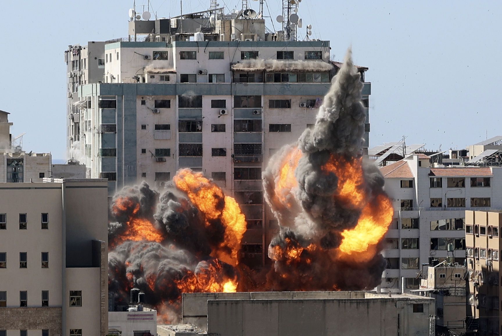 Интенсивность обстрелов очень высокая, такого раньше не было — Илия Куса об израильско-палестинском конфликте