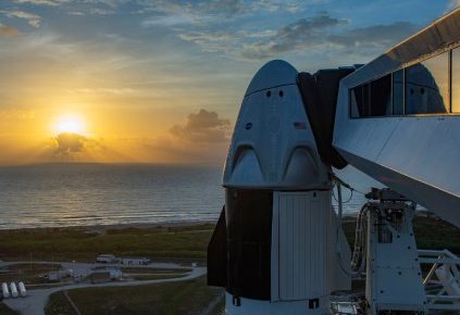 SpaceX запустит в сентябре первую миссию с космическими туристами