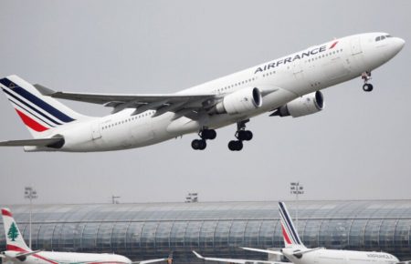 AirFrance отменила рейс в Москву, потому что Россия не согласовала маршрут в обход Беларуси