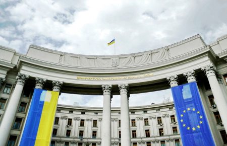 «Україна працює над поверненням громадян, які лікуються у Білорусі» — заява МЗС та МОЗ