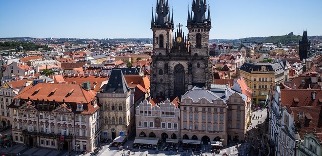 В Чехии с июня привиться от COVID-19 смогут иностранцы из государств, не входящих в ЕС
