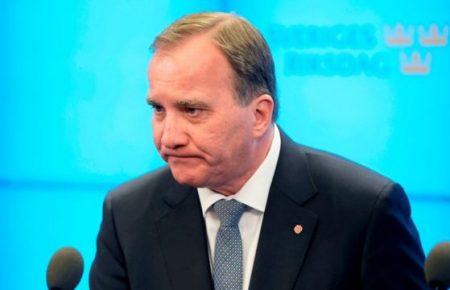 Прем’єр Швеції подав у відставку після оголошення йому вотуму недовіри