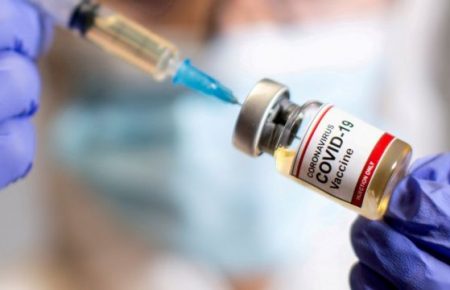 В Иордании мужчина умер через 10 минут после прививки от COVID-19