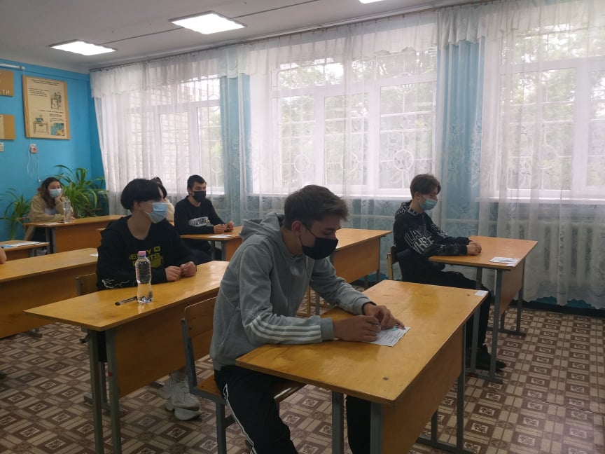 На Луганщині на ЗНО з української приїхали понад 200 випускників з окупованої території