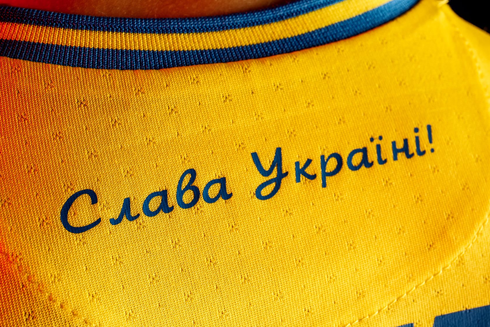 Виконком УАФ офіційно затвердив гасла «Слава Україні!» і «Героям слава!» — Павелко