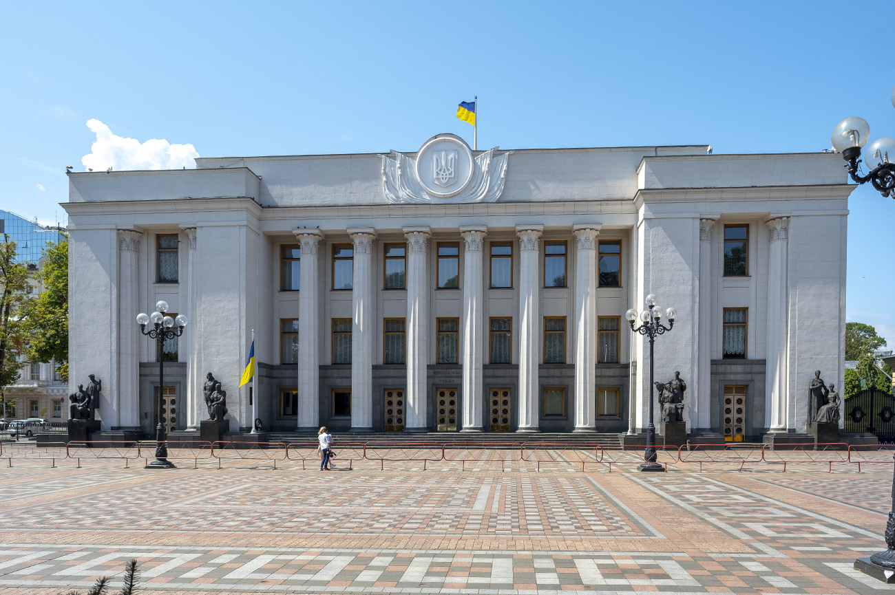 Рада приняла закон о налогах для интернет-гигантов без представительства в Украине