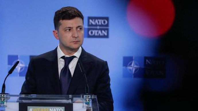 Зеленский: Вопрос вступления Украины в НАТО надо решать немедленно