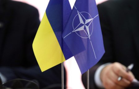 «Не время» — в МИД Франции прокомментировали возможное членство Украины в НАТО