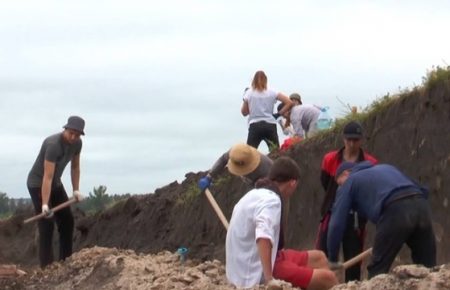 На Луганщині археологи виявили жертовник