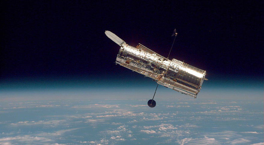 Головний комп’ютер телескопа Hubble вийшов із ладу