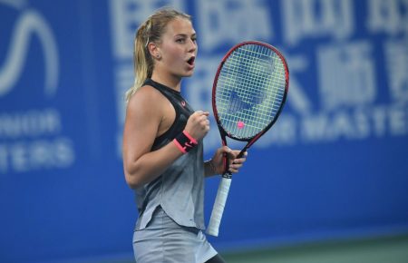 Українська тенісистка Костюк з перемоги розпочала свій шлях на Вімблдонському турнірі