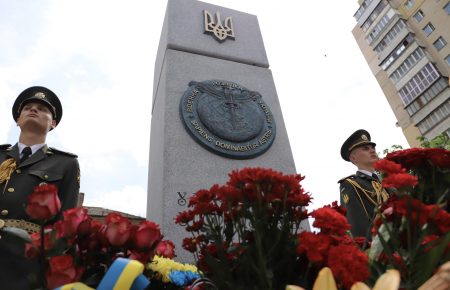 В Киеве открыли сквер в честь Героя Украины генерал-майора Максима Шаповала (фото)