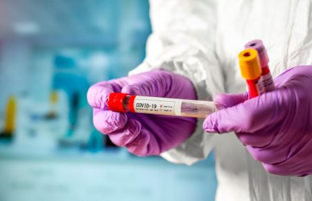 В Україні зафіксували 2 випадки коронавірусу, викликані новим штамом Дельта