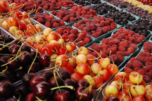 Ранні свіжі ягоди вітчизняного виробництва безпечні — Малюк