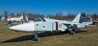В Киеве появится тренажер для юных летчиков-штурманов — кабина самолета типа Су-24 — КГГА