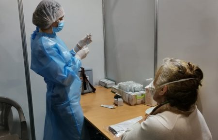Німеччина надасть Україні 1,5 млн доз вакцин від COVID-19