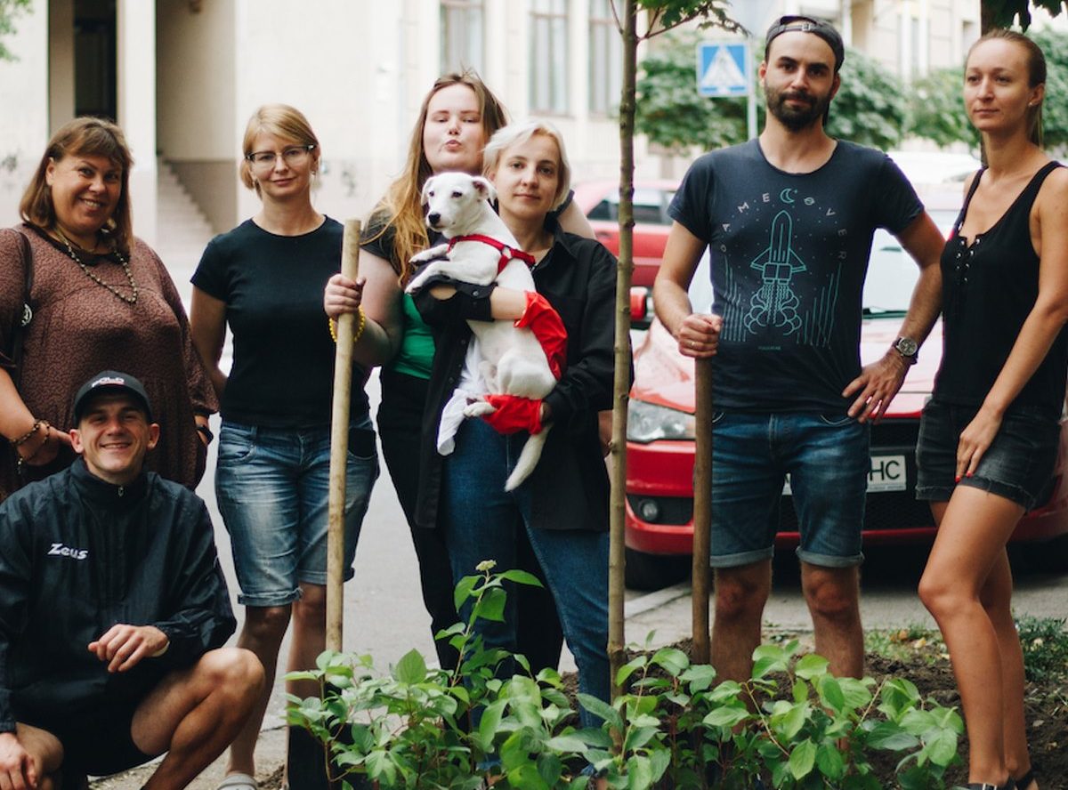 «Сафарі для громад» навчить українців будувати будиночки для комах і кажанів