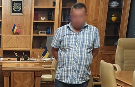Заступнику голови Харківської облради та його адвокату повідомили про підозру — САП
