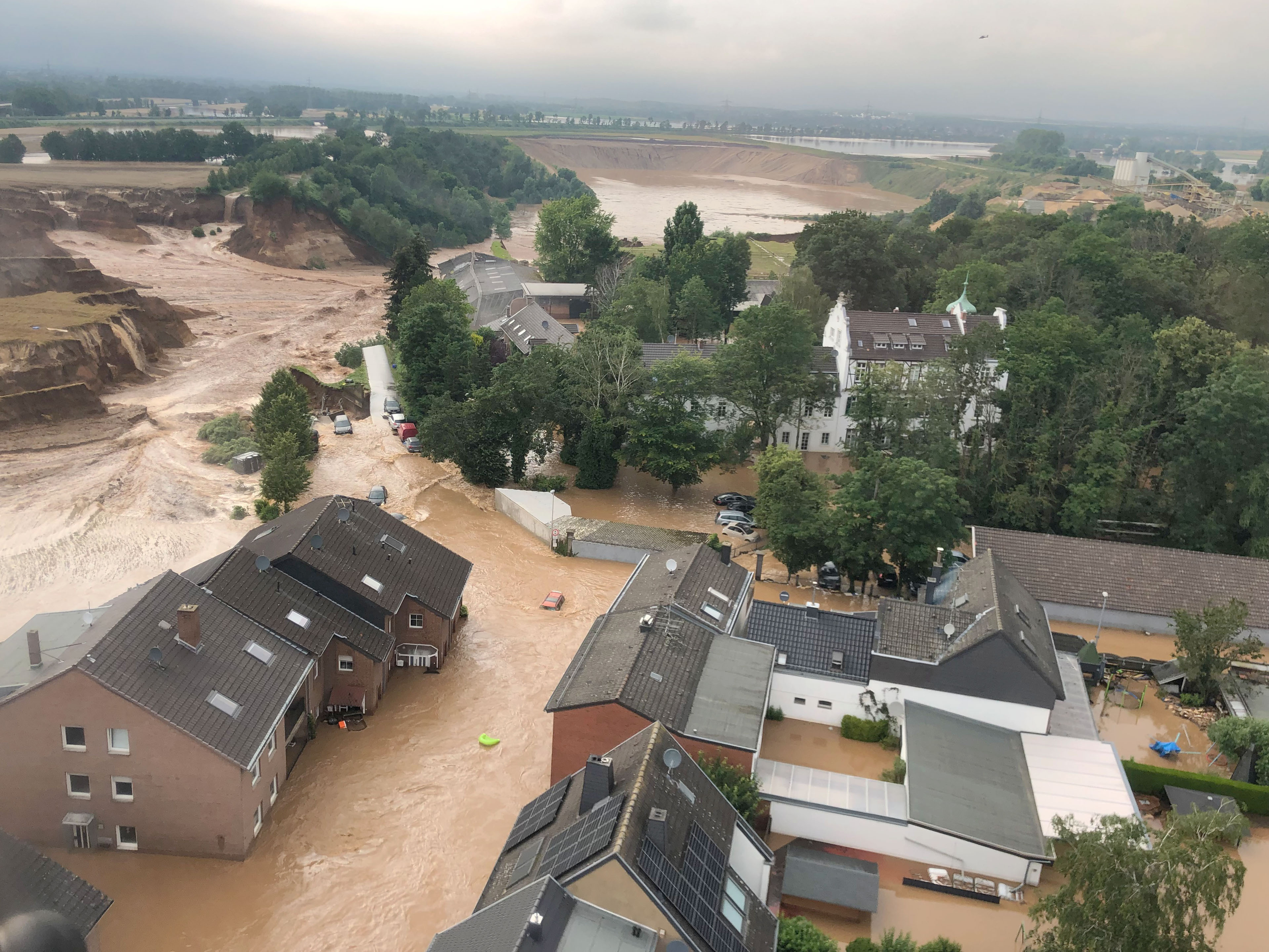 Паводки у Німеччині і Бельгії: кількість загиблих зросла до 157 людей